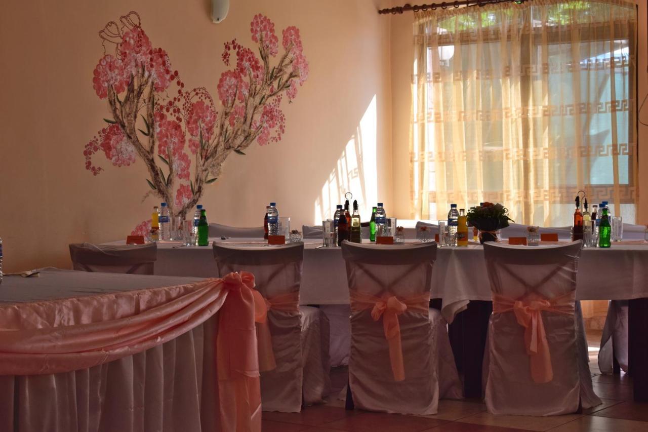 Hotel Jeravna Bankja Zewnętrze zdjęcie