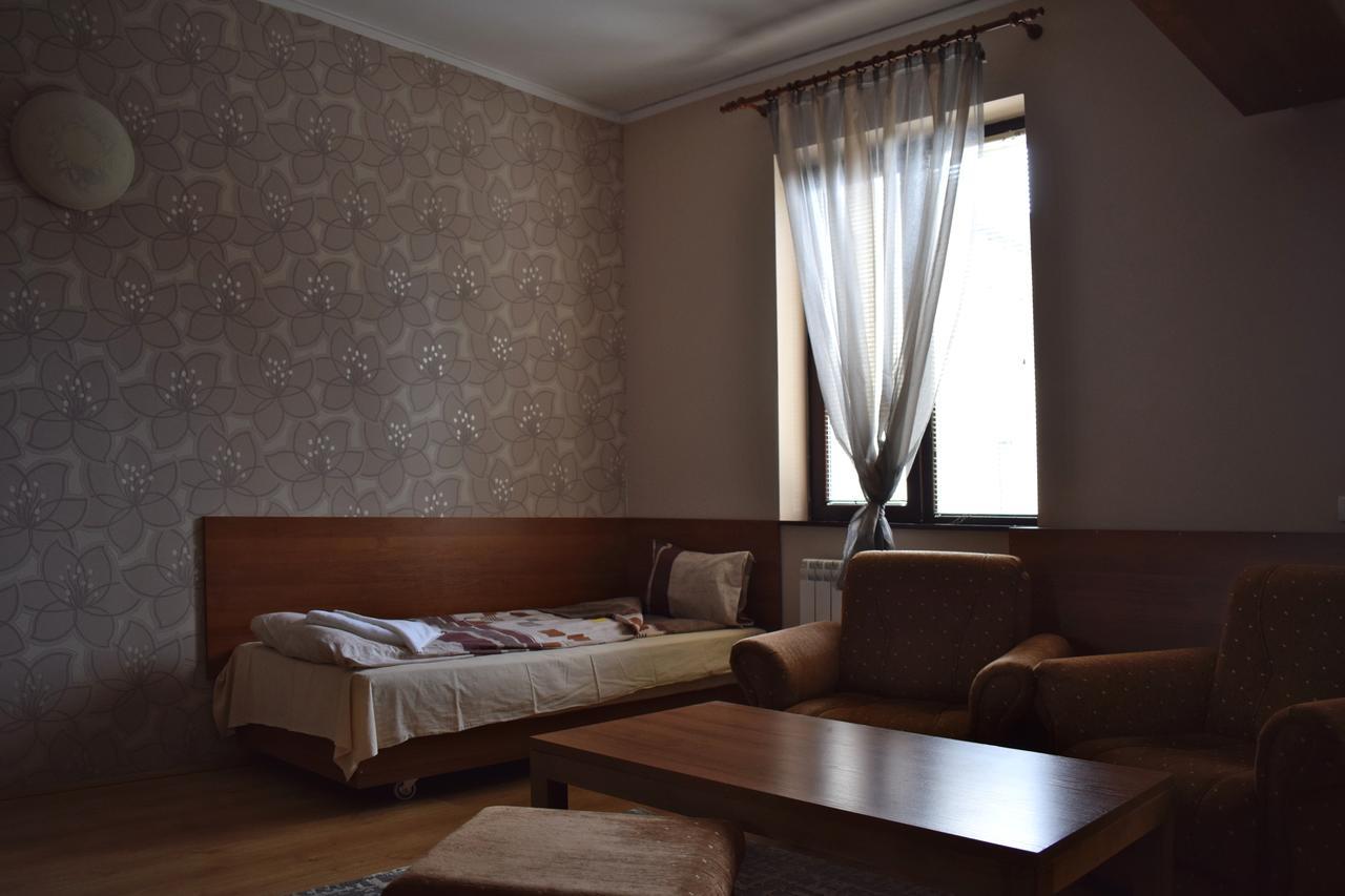 Hotel Jeravna Bankja Zewnętrze zdjęcie