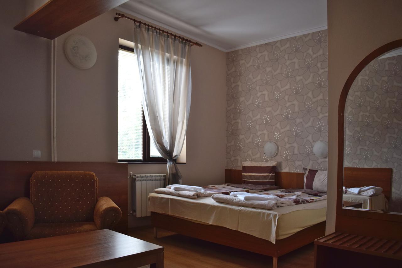 Hotel Jeravna Bankja Zewnętrze zdjęcie